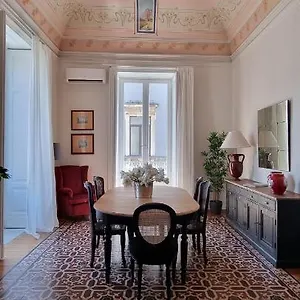 La Renaissance Apartment