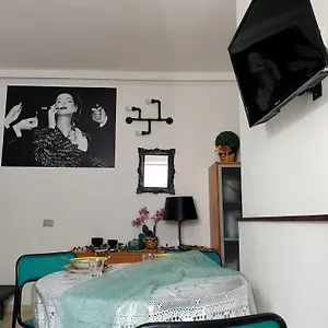 Casa vacanze La Casa Di Frida, Aeroporto di Catania Fontana Rossa