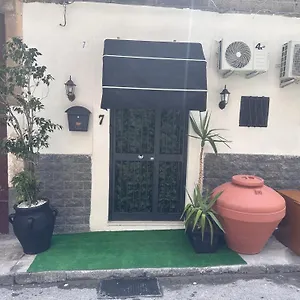 Casa vacanze Sicily House 7, Aeroporto di Catania Fontana Rossa